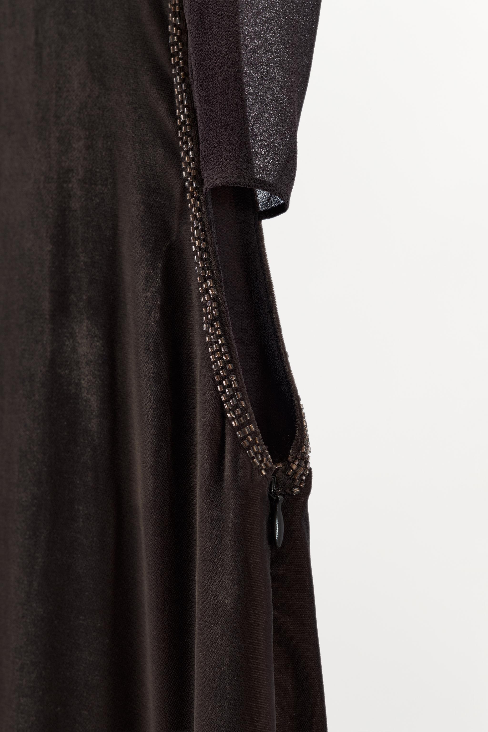 ROBE BIMATIÈRE EN VELOURS AVEC FANTAISIES ET FRANGES